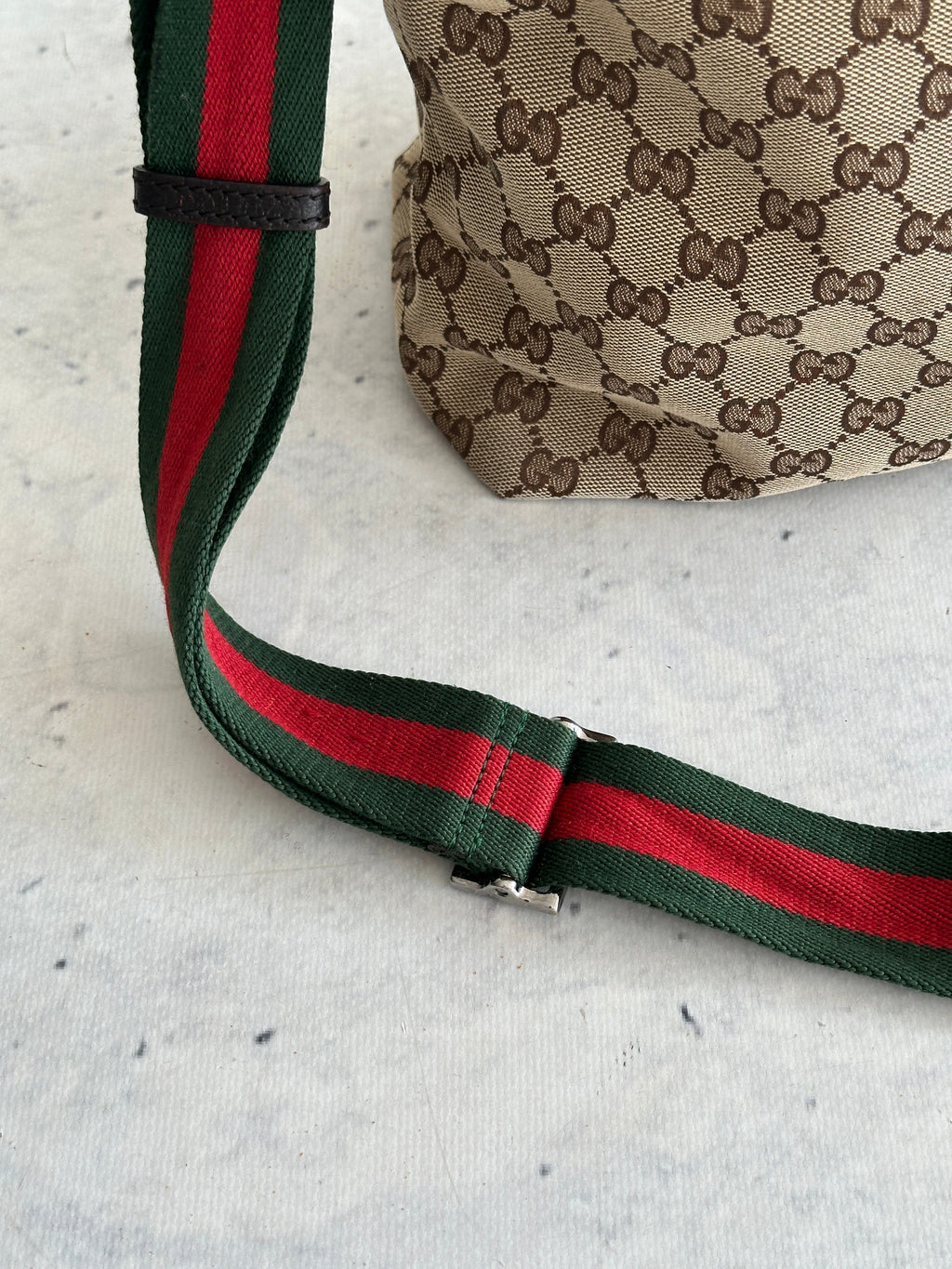 00's Gucci GG Monogram Crossbody / Messenger Bag (One Size)
