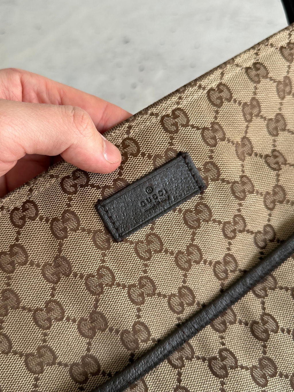 00's Gucci GG Monogram Crossbody / Messenger Bag (One Size)