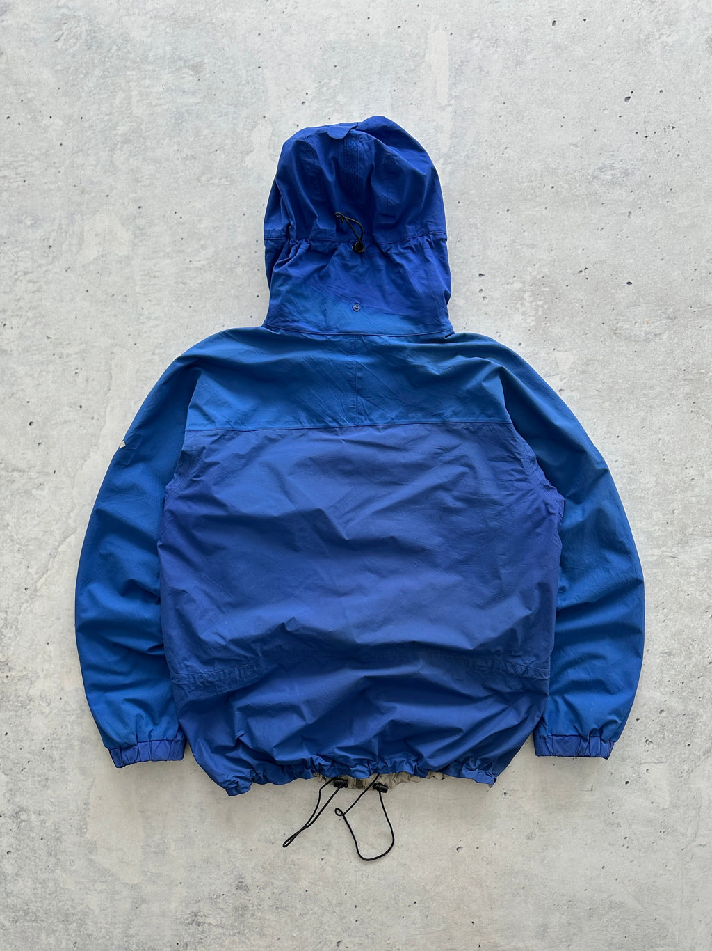 Mont Bell Gore-Tex XCR Zip Up Hooded Jacket (L)