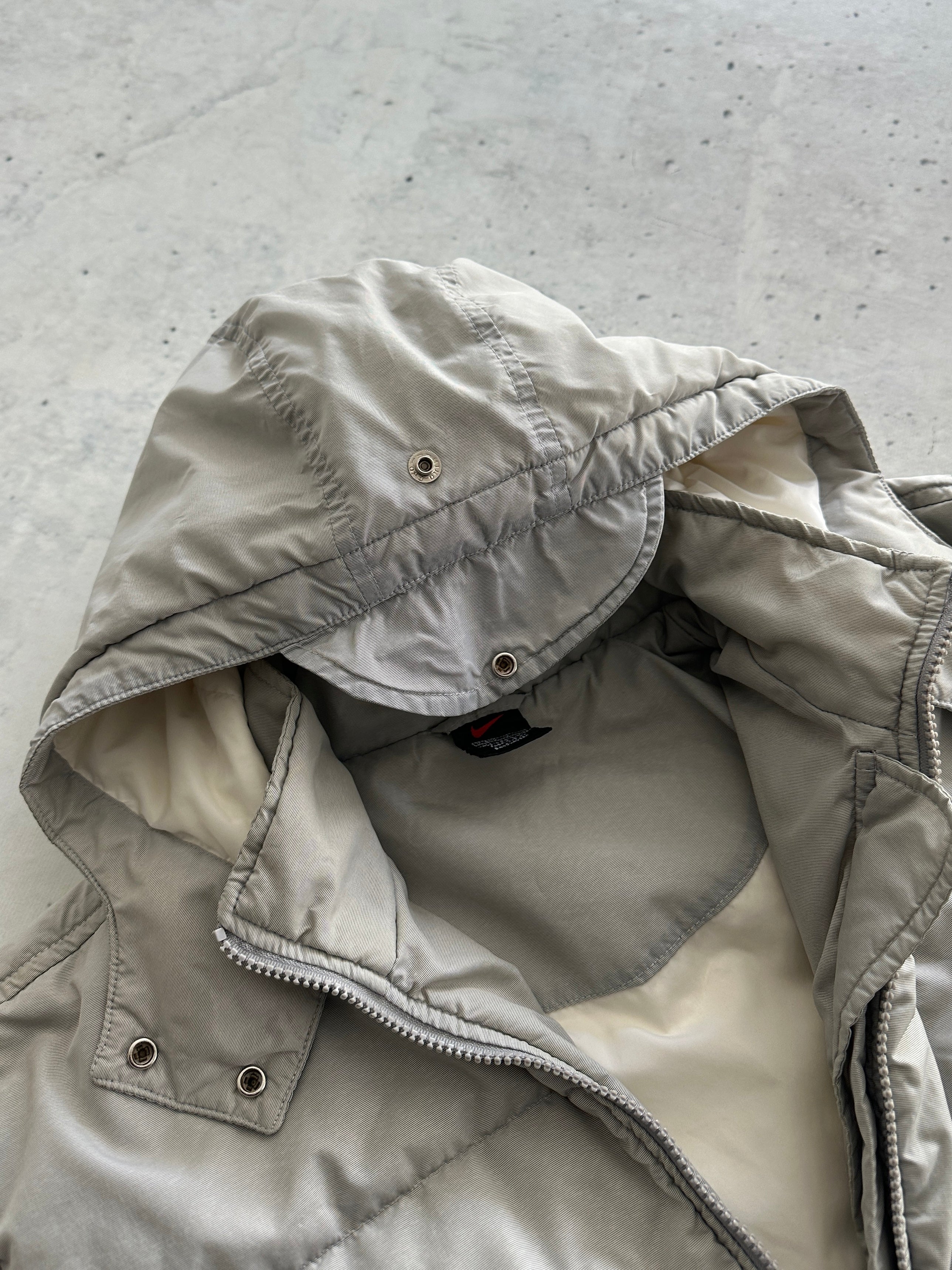 90's Nike Swoosh Zip Up Puffer Jacket (Women's M)