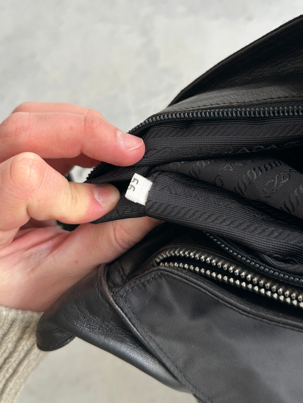 00's Prada Nylon Leather strap Bag (One Size)