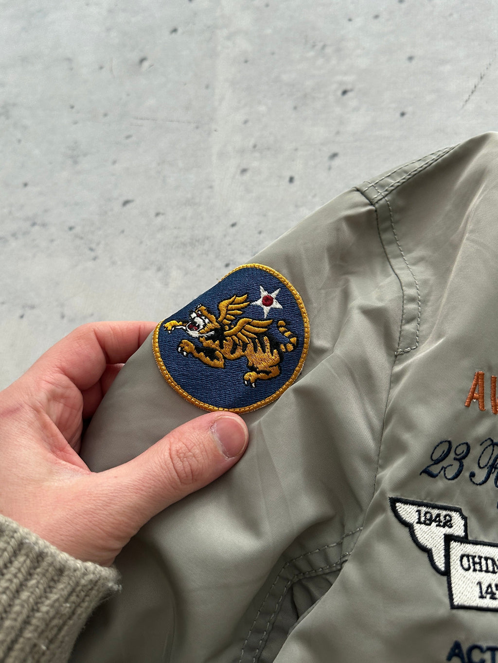 Avirex MA-1 Embroidered Patch Zip Up Bomber Jacket (Women's S)