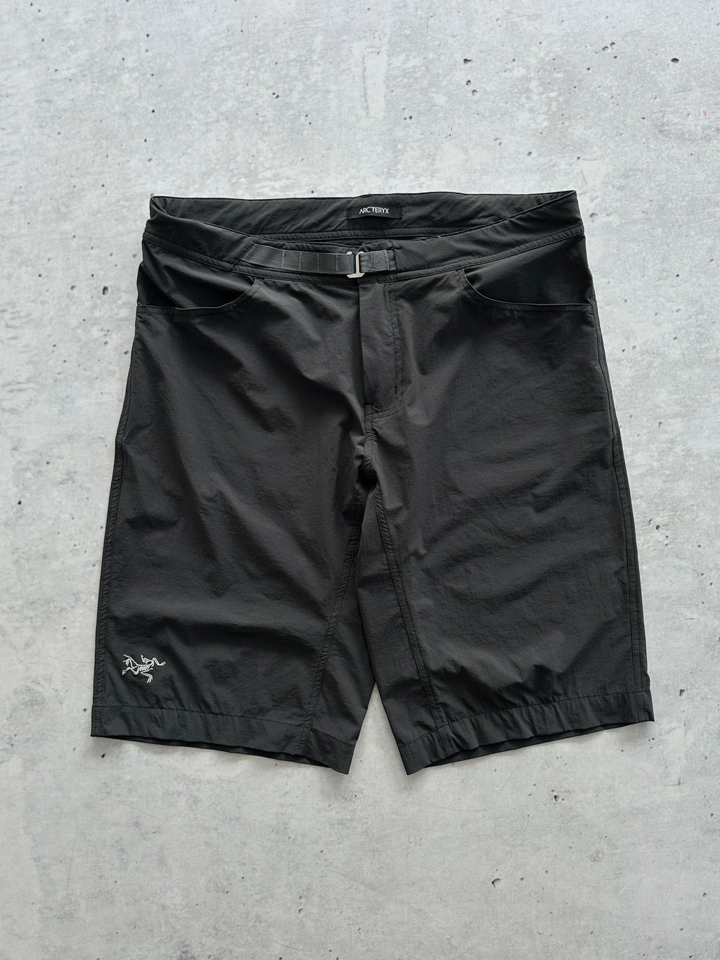 Arc'teryx Belted Baggy nylon Shorts (W36)