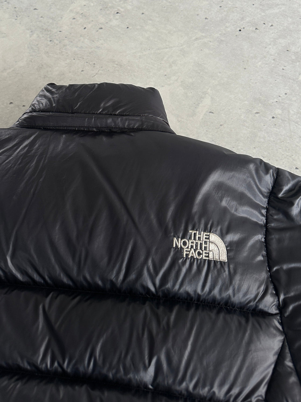 The North Face 700 Down Fill Zip Up Puffer Jacket (M)