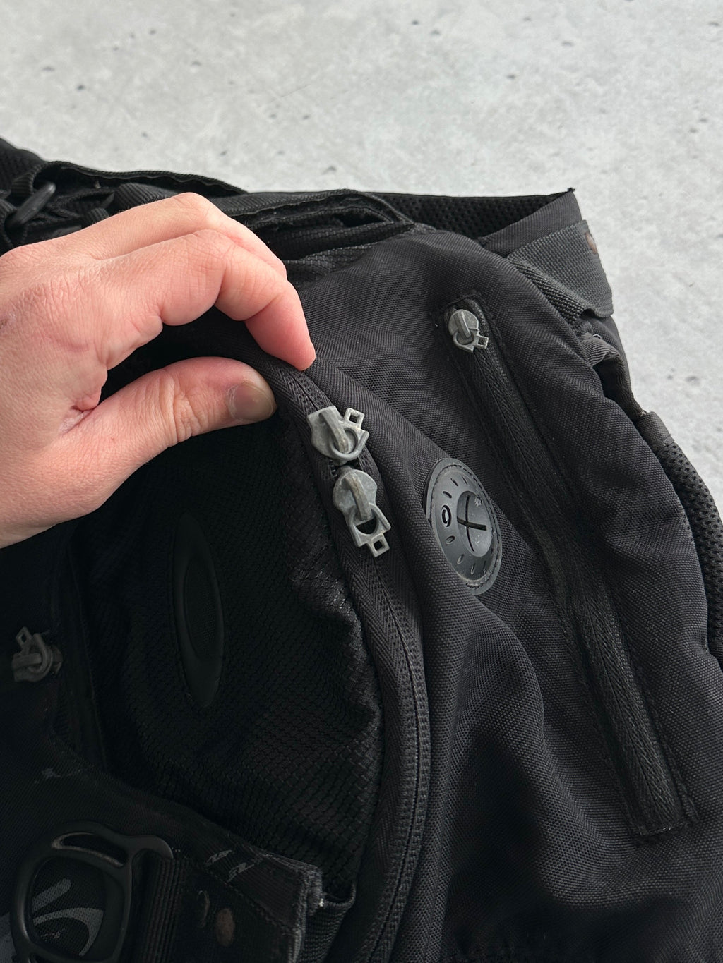 90's Oakley Tactical Backpack (One Size)