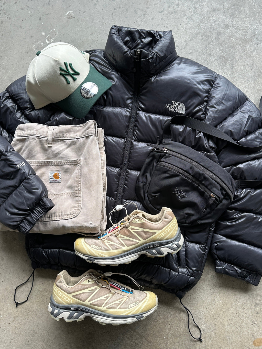 The North Face 700 Down Fill Zip Up Puffer Jacket (M)
