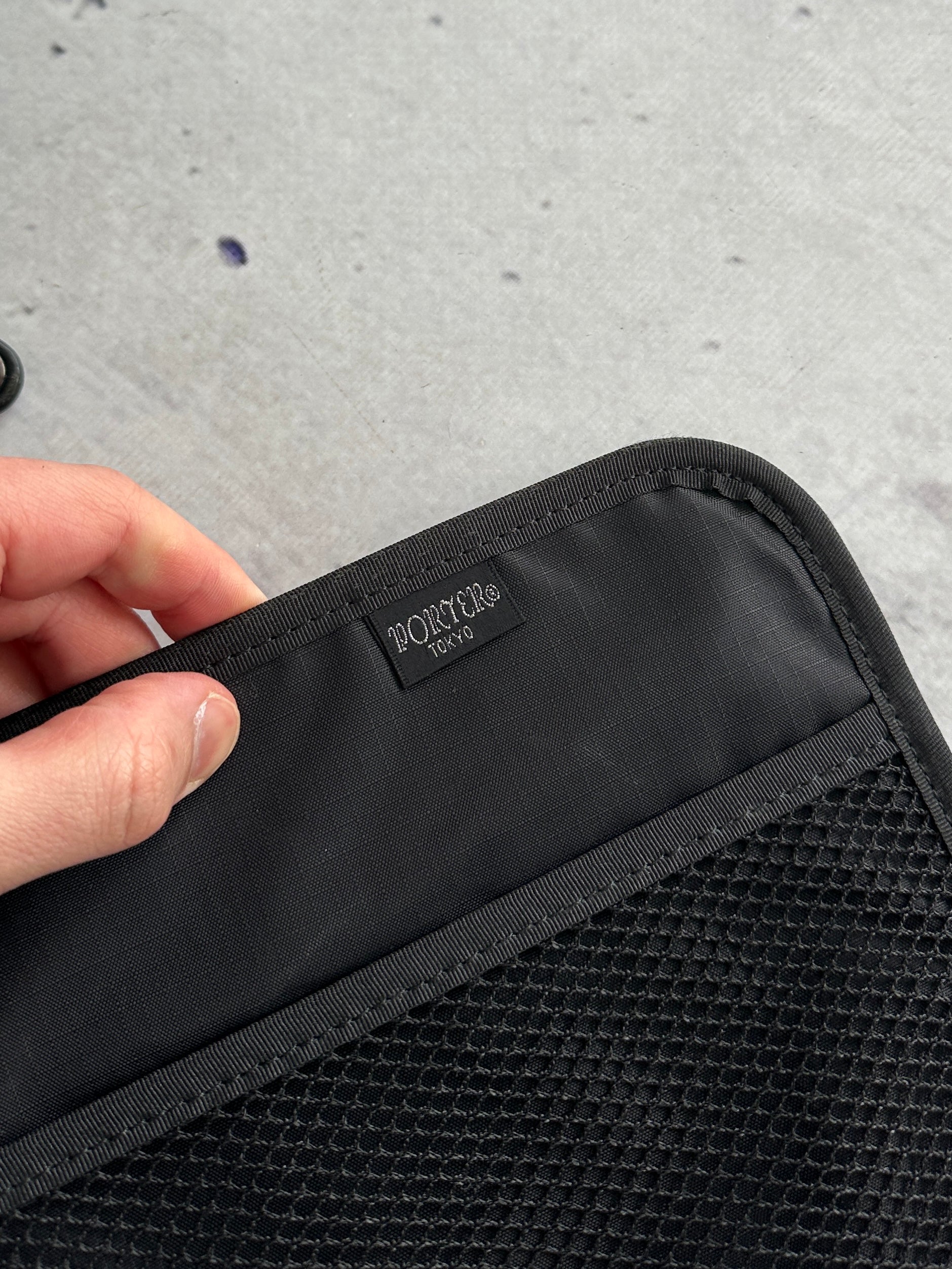 Porter Yoshida & Co. Laptop / Crossbody Bag (One Size)