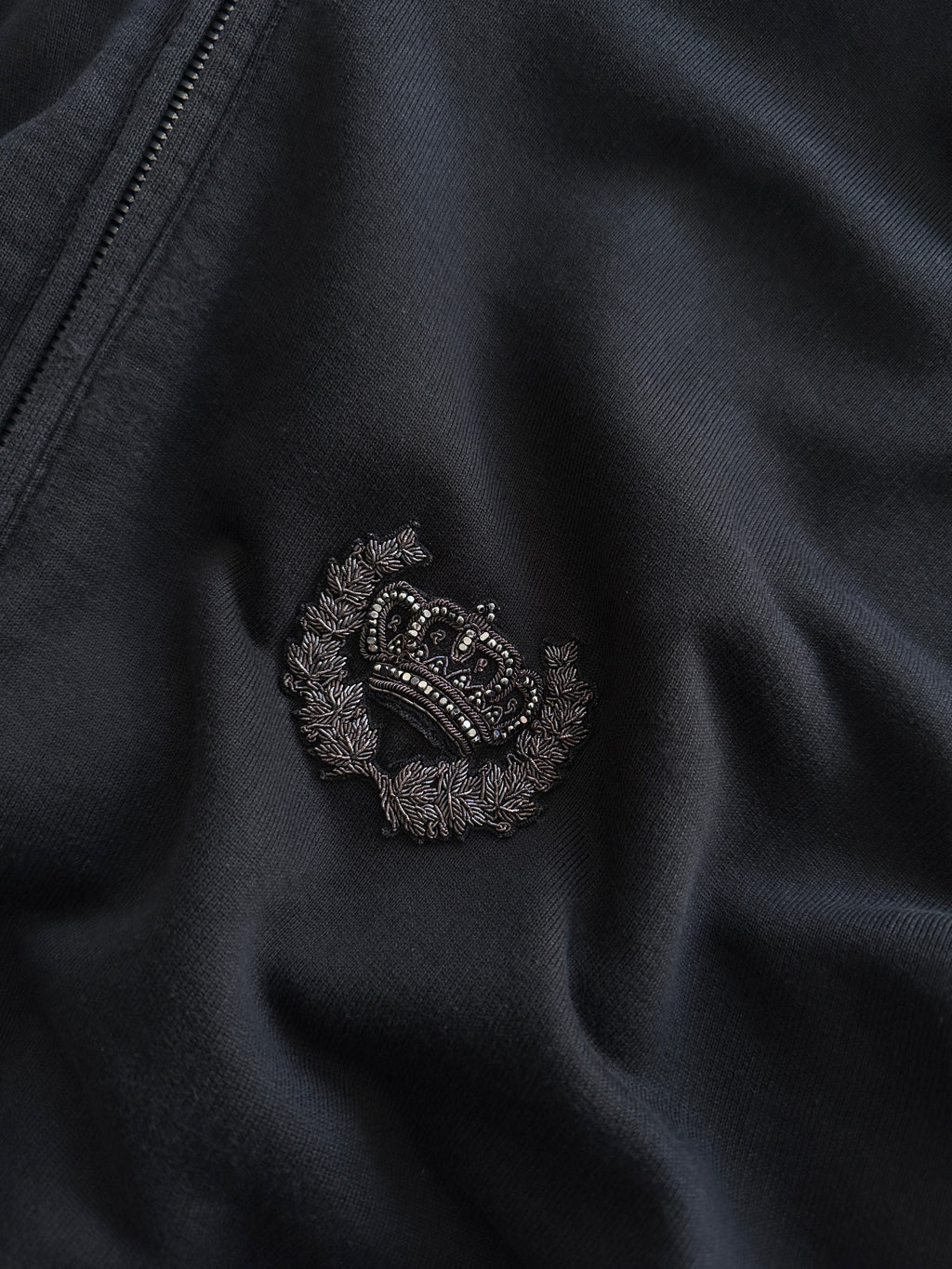 Dolce & Gabbana metal emblem Crown Zip Up Hoodie (XL)