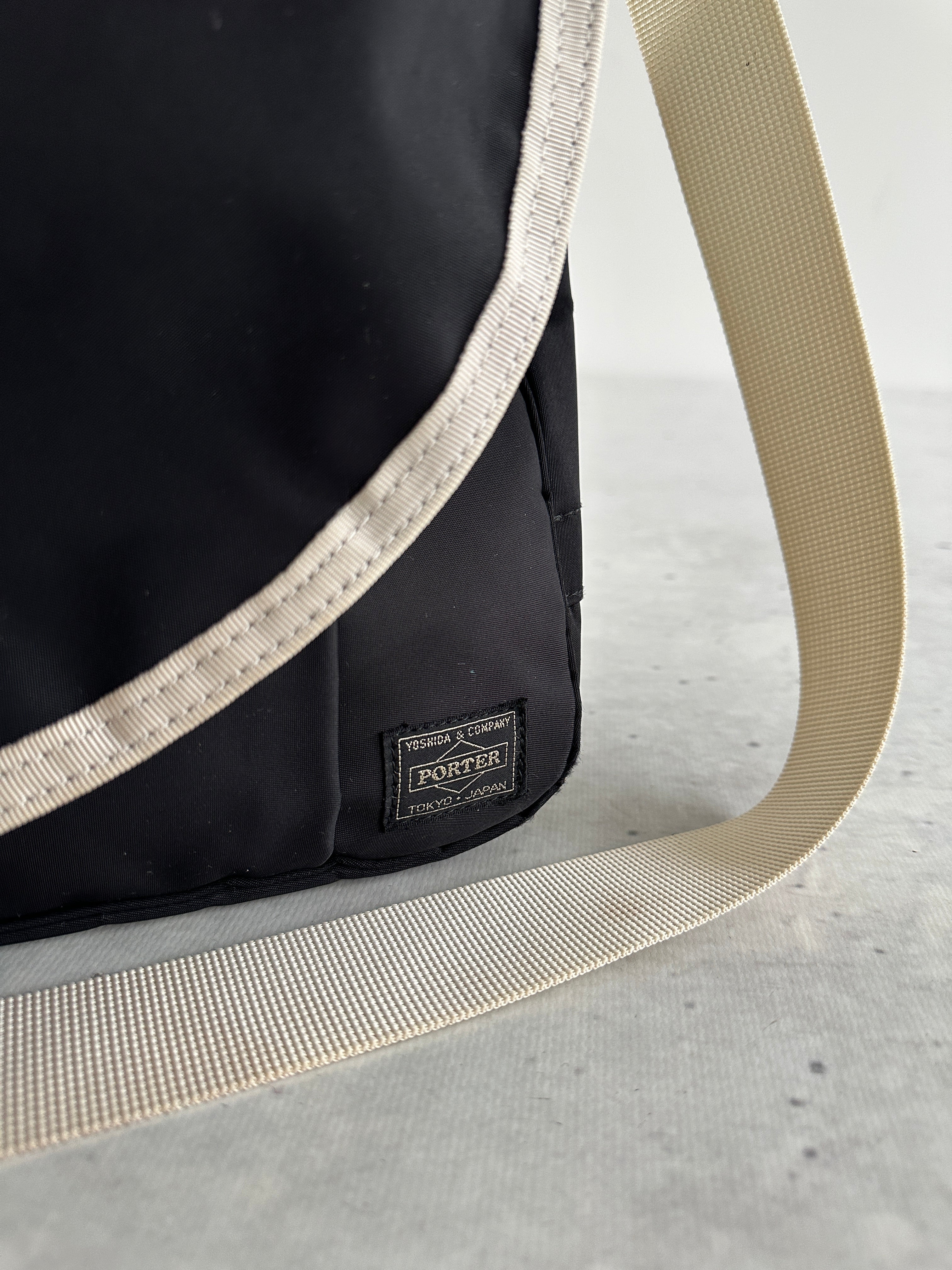 Porter Yoshida & Co. Crossbody / Messenger Bag (One Size)