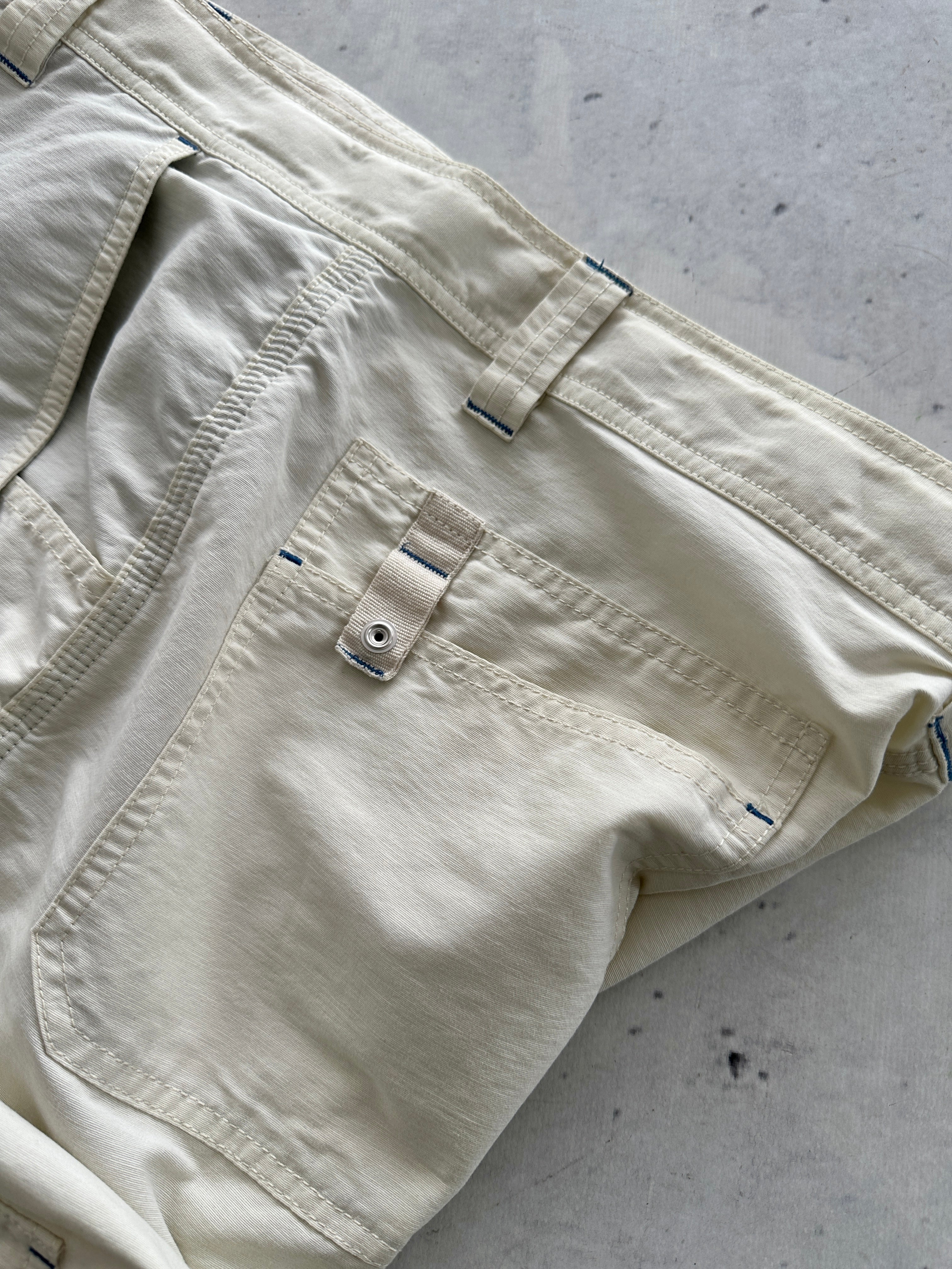 00's Oakley Baggy cargo Shorts (W36)