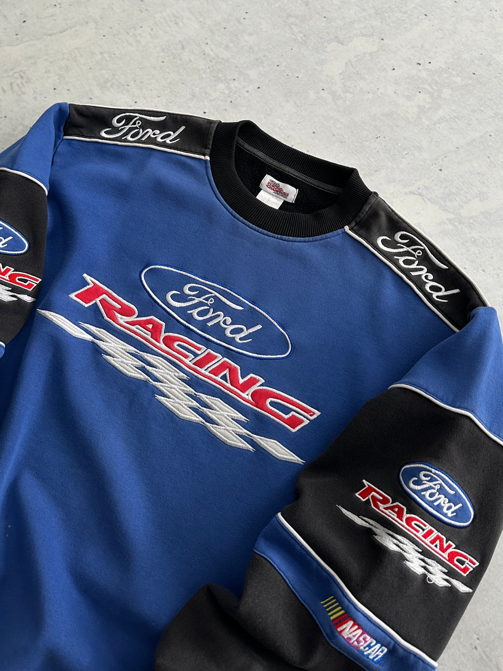 Vintage Ford Racing Nascar Heavyweight Crewneck Sweatshirt (XL)