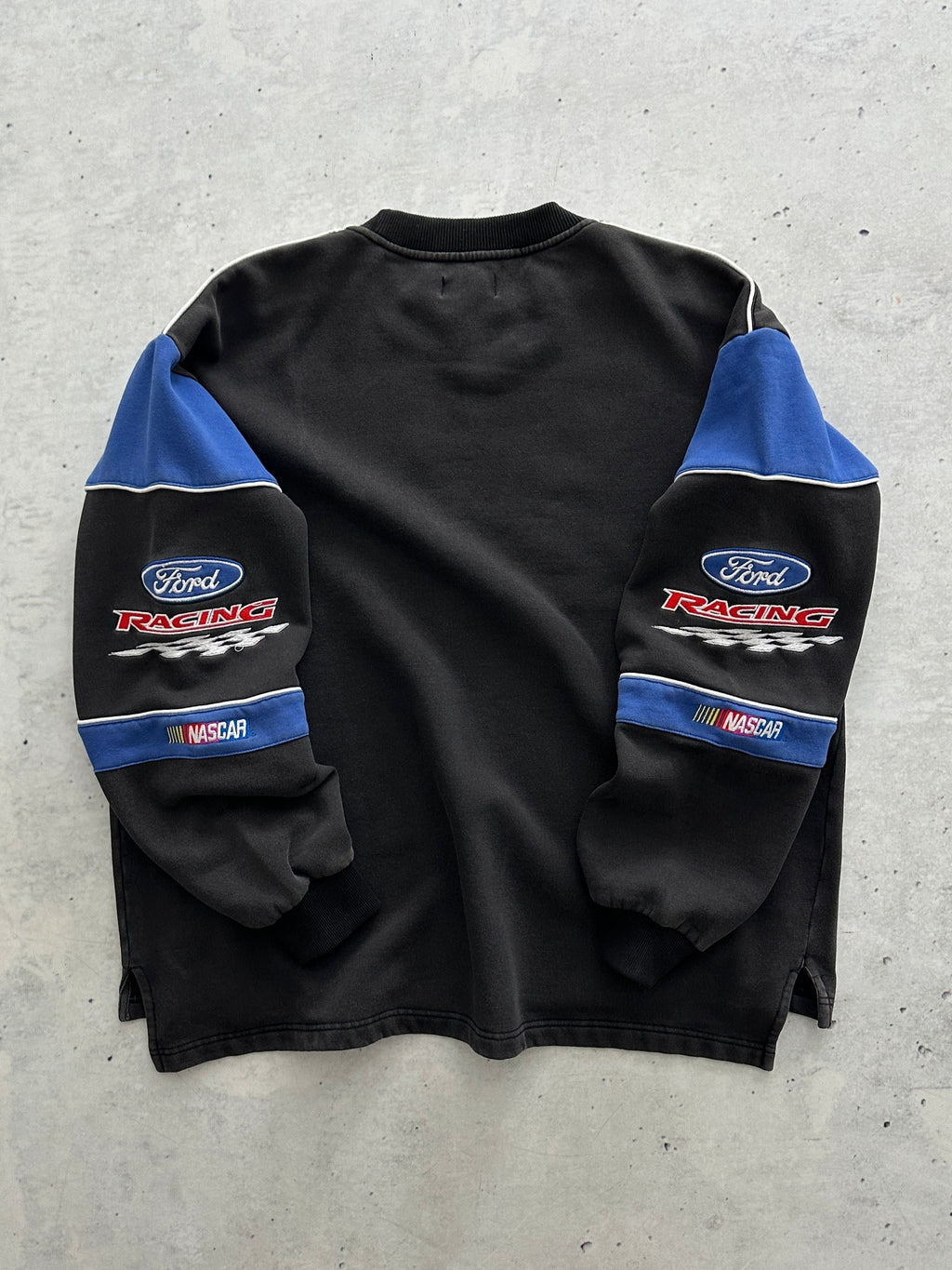 Vintage Ford Racing Nascar Heavyweight Crewneck Sweatshirt (XL)