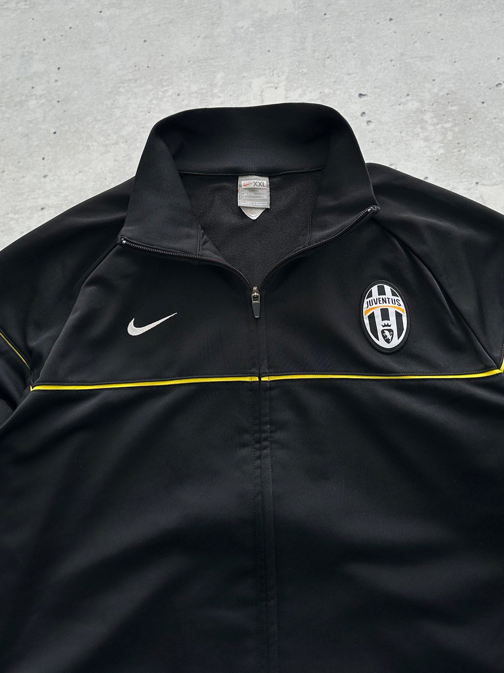 2008 Juventus Nike Zip Up Track Jacket (XXL)