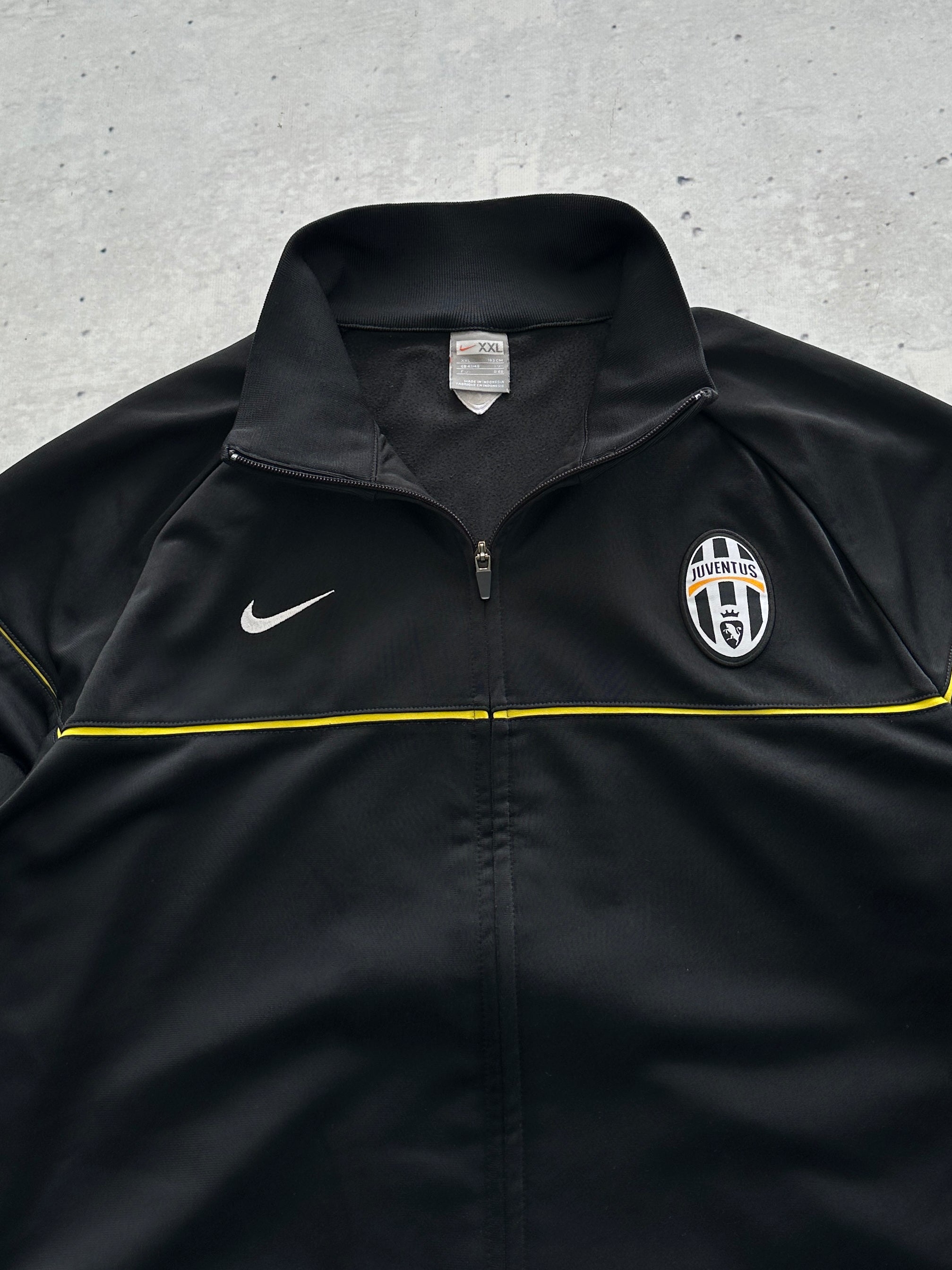 2008 Juventus Nike Zip Up Track Jacket (XXL)