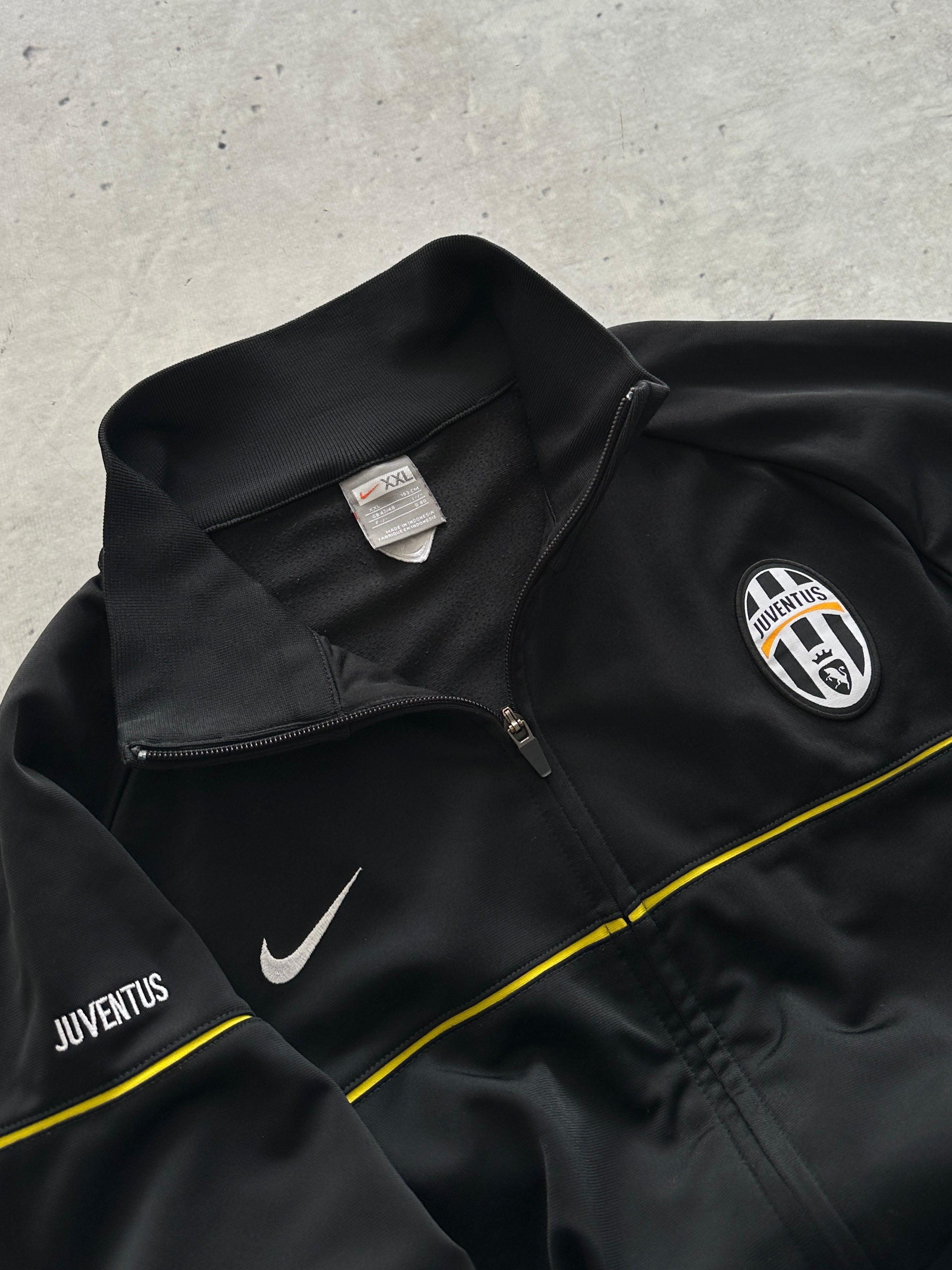2008 Juventus Nike Zip Up Track Jacket (XXL)
