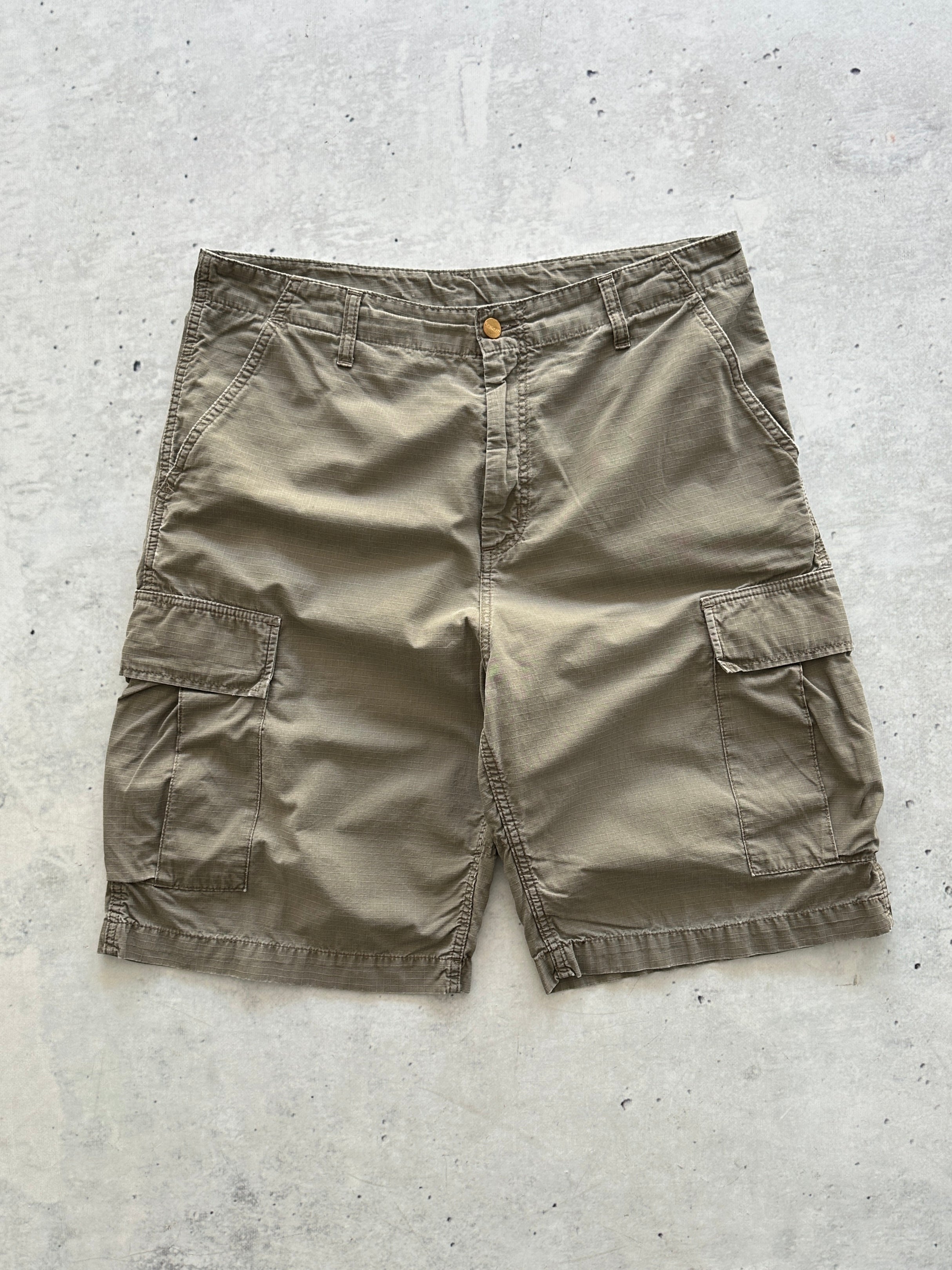 Carhartt Ripstop Bermuda Cargo Shorts (W36)
