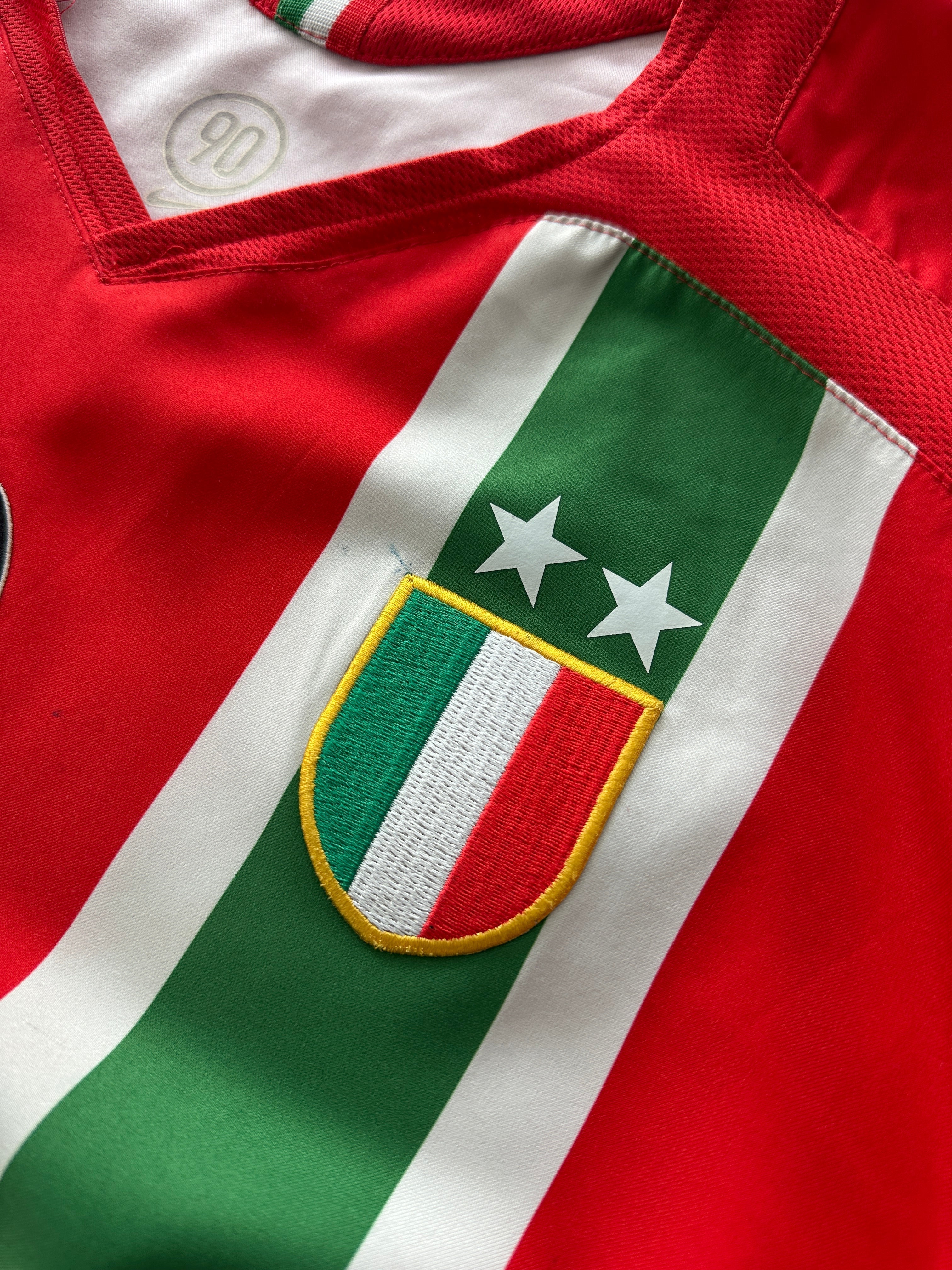 2005/06 Juventus Nike Away Shirt (L)