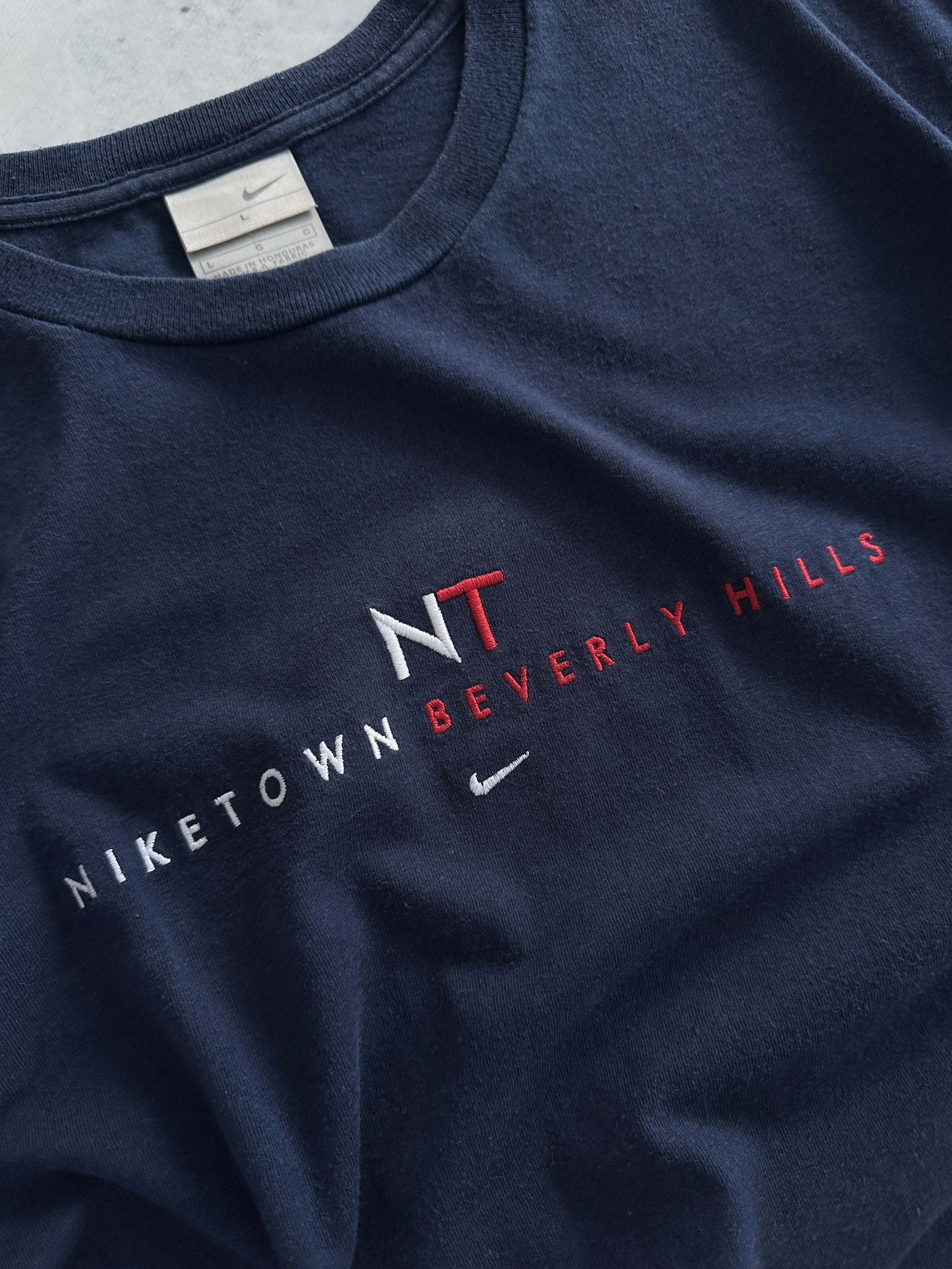 00's Nike Town Beverly Hills Embroidered T Shirt (XL)