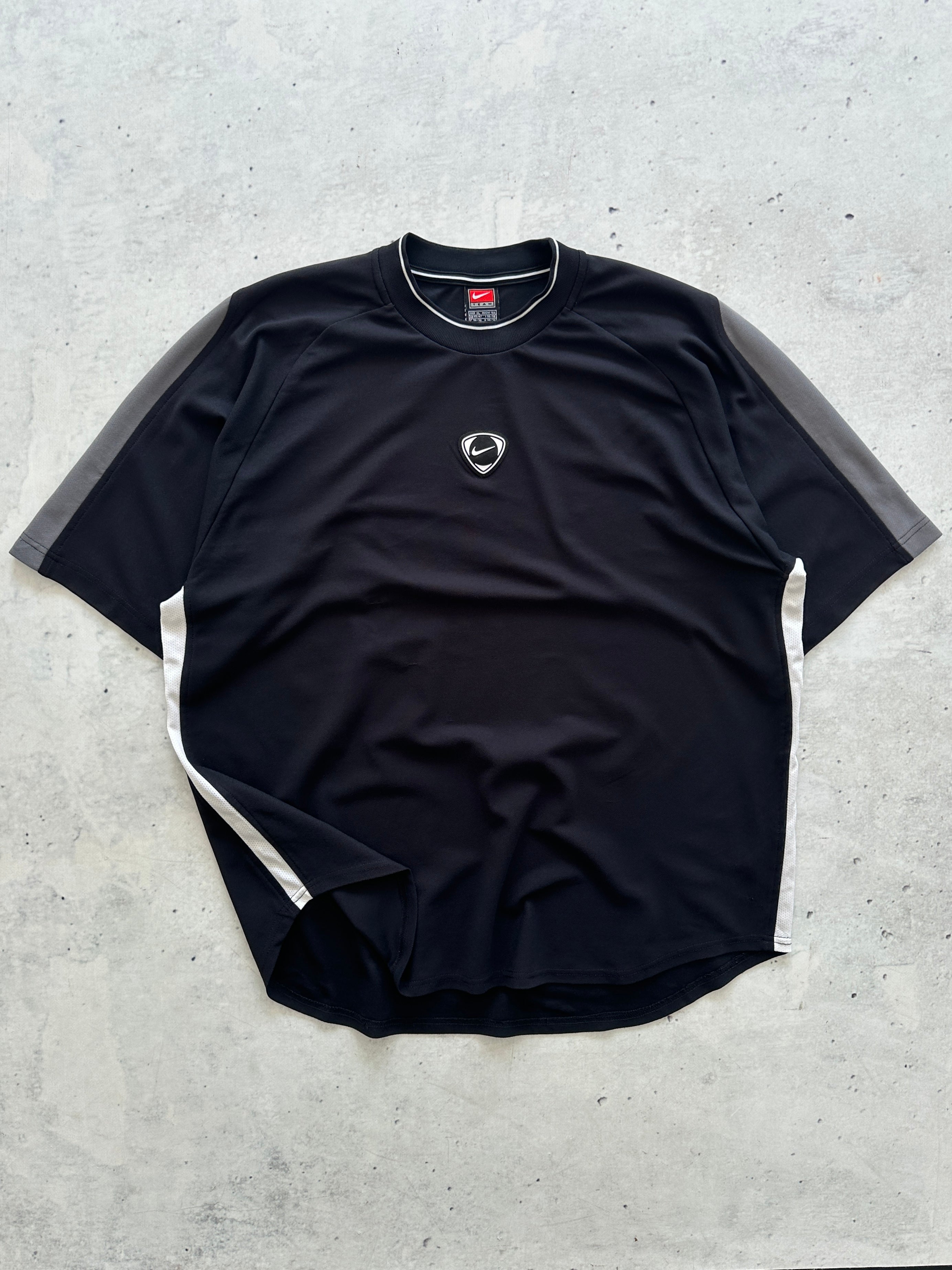 00's Nike Total 90 T90 centre logo T Shirt (XL)