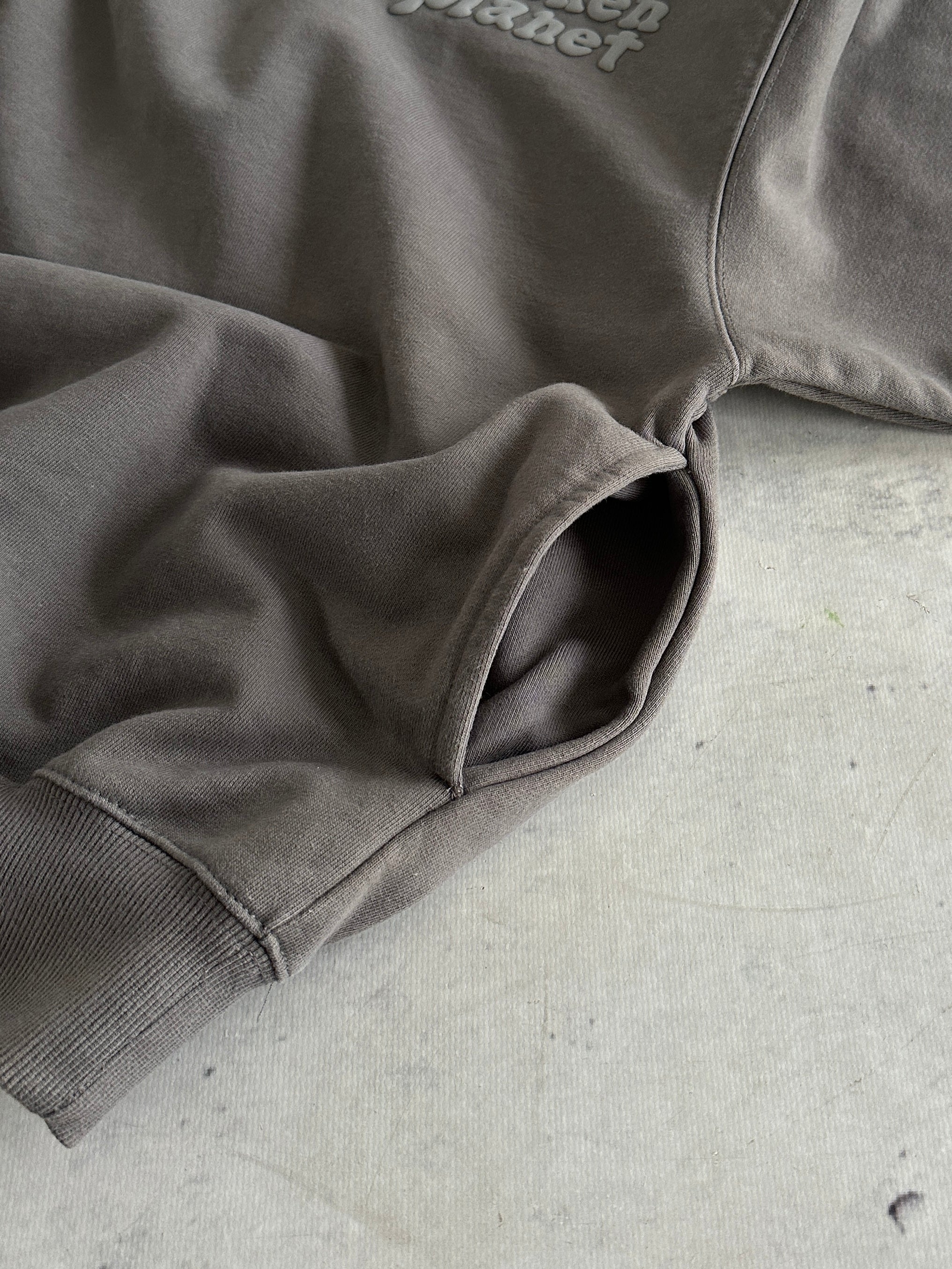 Broken Planet Heavyweight 1/4 Zip Pullover Sweatshirt (S)